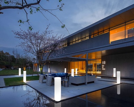 Светильник Цилиндр 25х36 питание от АКБ, RGB Светильник Цилиндр 25х36 питание от АКБ, RGB